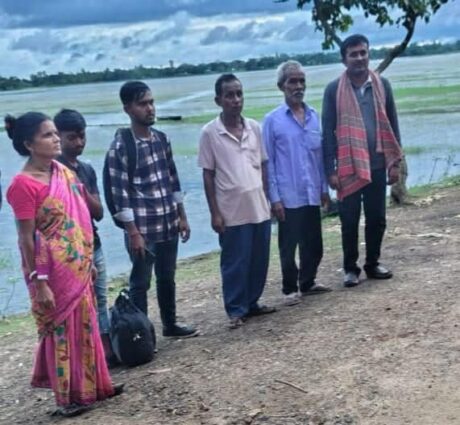 সুনামগঞ্জের তাহিরপুরের লামাকাটা সীমান্তে ৬ বাংলাদেশী আটক