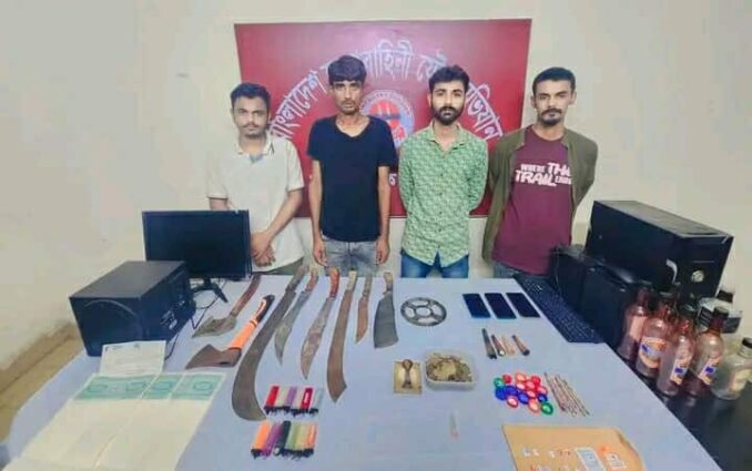 সেনাবাহিনীর অভিযানে বগুড়ায় অপহৃত ৩ শিক্ষার্থী উদ্ধার, দেশীয় অস্ত্রসহ চারজন আটক