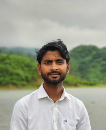 সুনামগঞ্জে সেনাবাহিনীর অভিযানে প্রতিবন্ধকতার দায়ে যমুনা টেলিভিশন প্রতিনিধিসহ ৬ যুবক আটক