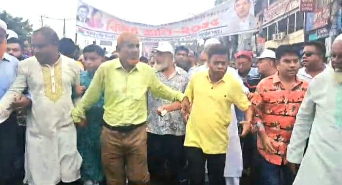 সাভারে বিএনপির নেতাকর্মীদের আনন্দ র‍্যলি