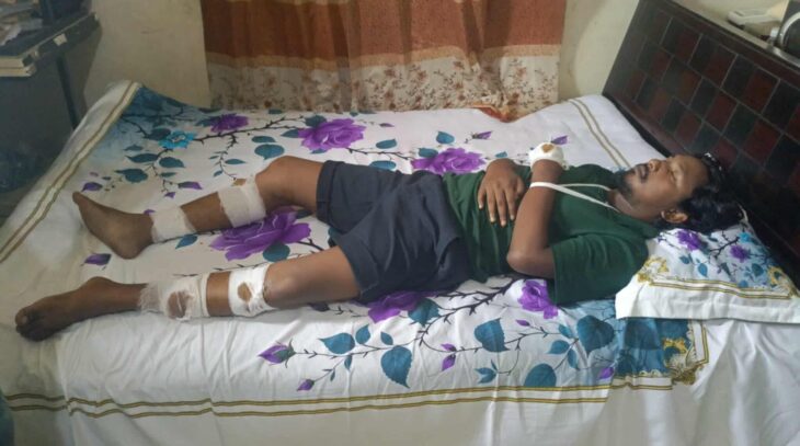 ডিইপিজেড থেকে সিএন্ডএফ কর্মকর্তাকে নিয়ে গিয়েছে সন্ত্রাসীরা থানায় মামলা