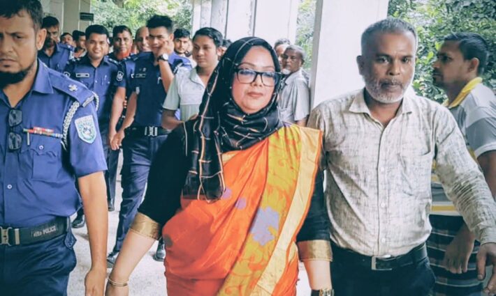 সাংবাদিক নির্যাতনের দায়ে কারাগারে সাবেক ডিসি সুলতানা পারভীন