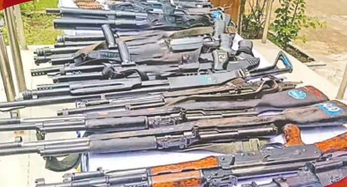 বগুড়ায় পুলিশের লুট হওয়া অস্ত্র উদ্ধারে পুরস্কার ঘোষণা