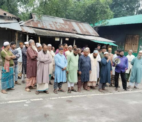 জামায়াতের আমিরের ব্যঙ্গ কার্টুন ফেসবুকে প্রচারে প্রতিবাদ মানববন্ধন অনুষ্ঠিত