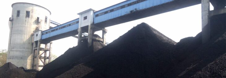 বড়পুকুরিয়ায় পাথর বিক্রিতে সরকারি গচ্ছা দেড় কোটি