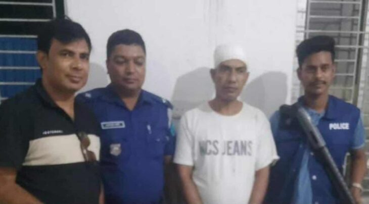 ঢাকার আশুলিয়ায় ডাকাতদলের এক সদস্যকে আগ্নেয়াস্ত্র গ্রেপ্তার