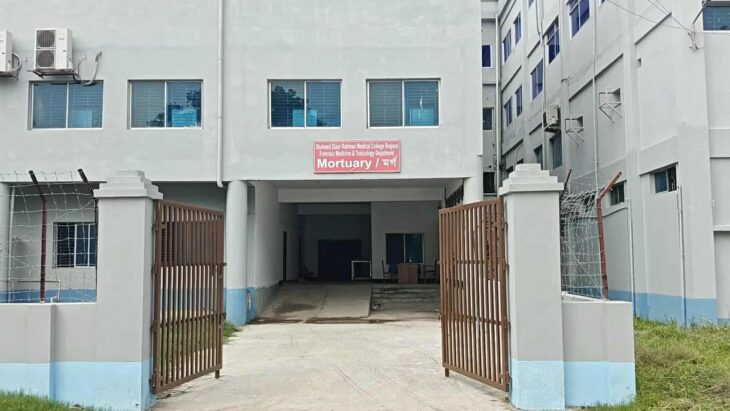 বগুড়ায় বিষাক্ত মদপানে প্রাণ গেল চারজনের, হাসপাতালে একজন আশঙ্কাজনক