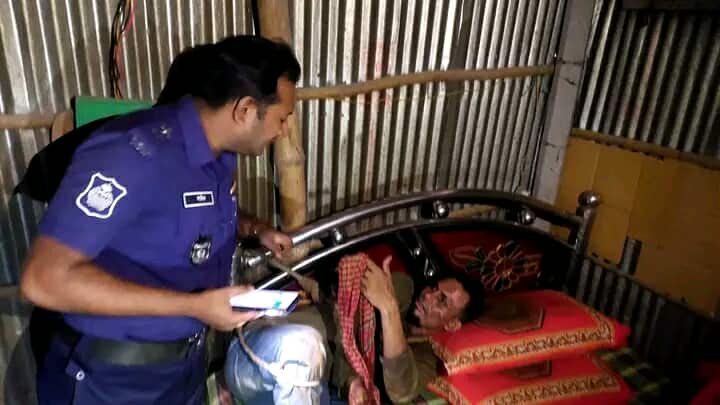 বগুড়া গাবতলীতে ককটেল তৈরির সময় বিস্ফোরণে কুমিল্লার সেলিম আহত।