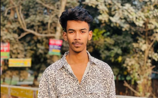 বগুড়ায় জুলাই আন্দোলনের মামলায় আসামীর নিকট বাদীর ৫ লক্ষ টাকা চাঁদা দাবীর অভিযোগ।