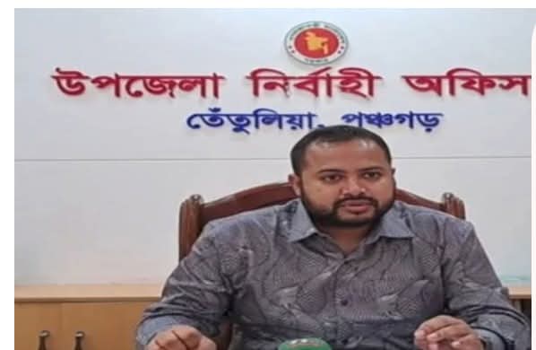 পঞ্চগড়ে ইউএনওর বিরূদ্ধে চাকুরি দেওয়ার নামে ঘুষ নেওয়ার অভিযোগ।