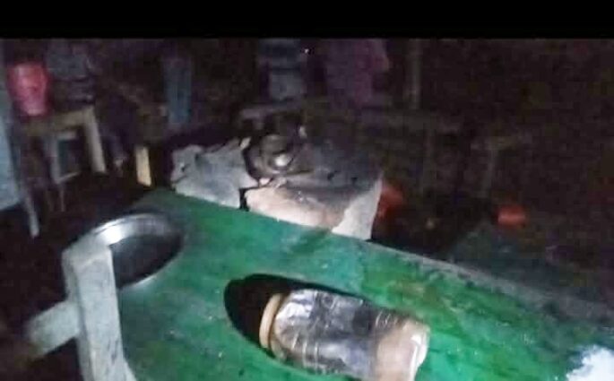 রুহিয়ায় চায়ের দোকানে হামলা-ভাঙচুরের অভিযোগ, বিএনপি নেতাসহ তিনজনের বিরুদ্ধে অভিযোগ।