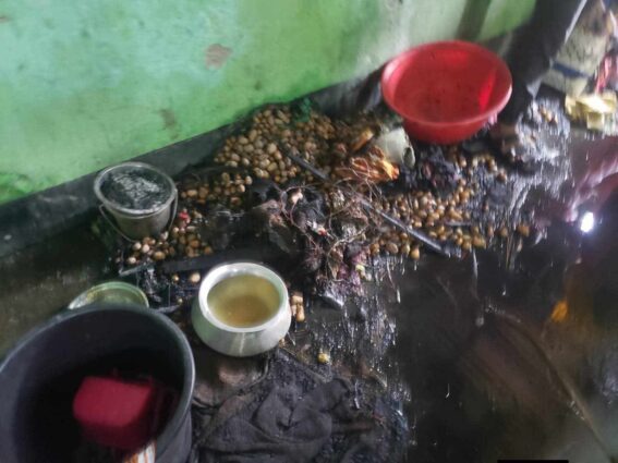 দিনাজপুর ফুলবাড়িতে গ্যাস সিলিন্ডার লীগেজ হয় আগুন।
