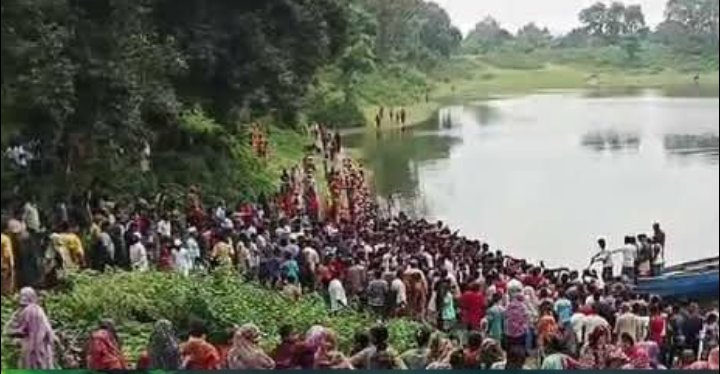 পঞ্চগড়ের দিঘিতে কিশোরের ভাসমান মরদেহ, উদ্ধার।
