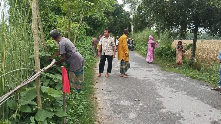 ঠাকুরগাঁও পীরগঞ্জে দখলকৃত সরকারি রেকর্ডিও রাস্তা উদ্ধার
