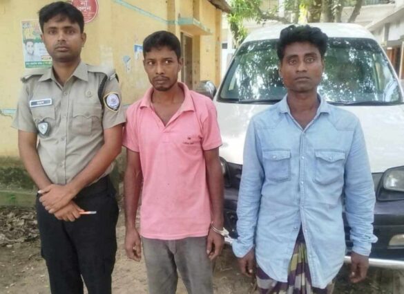 বগুড়ায় গাঁজা ও চোলাইমদসহ ২ জন আটক, ভ্রাম্যমাণ আদালতে সাজা।