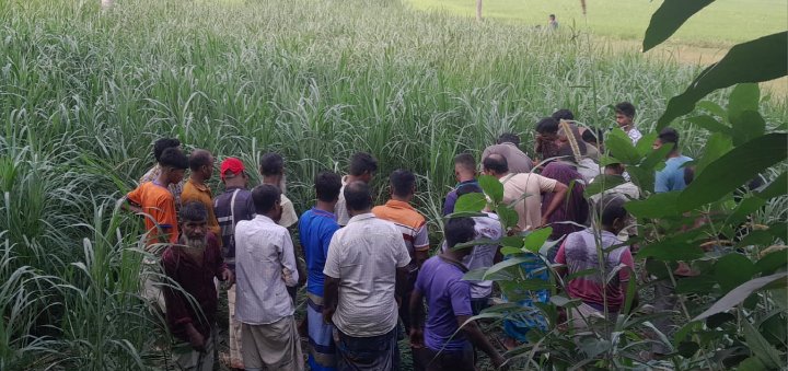 সিরাজগঞ্জে নিখোঁজ অটোরিকশা চালকসহ পৃথক দুই লাশ উদ্ধার।